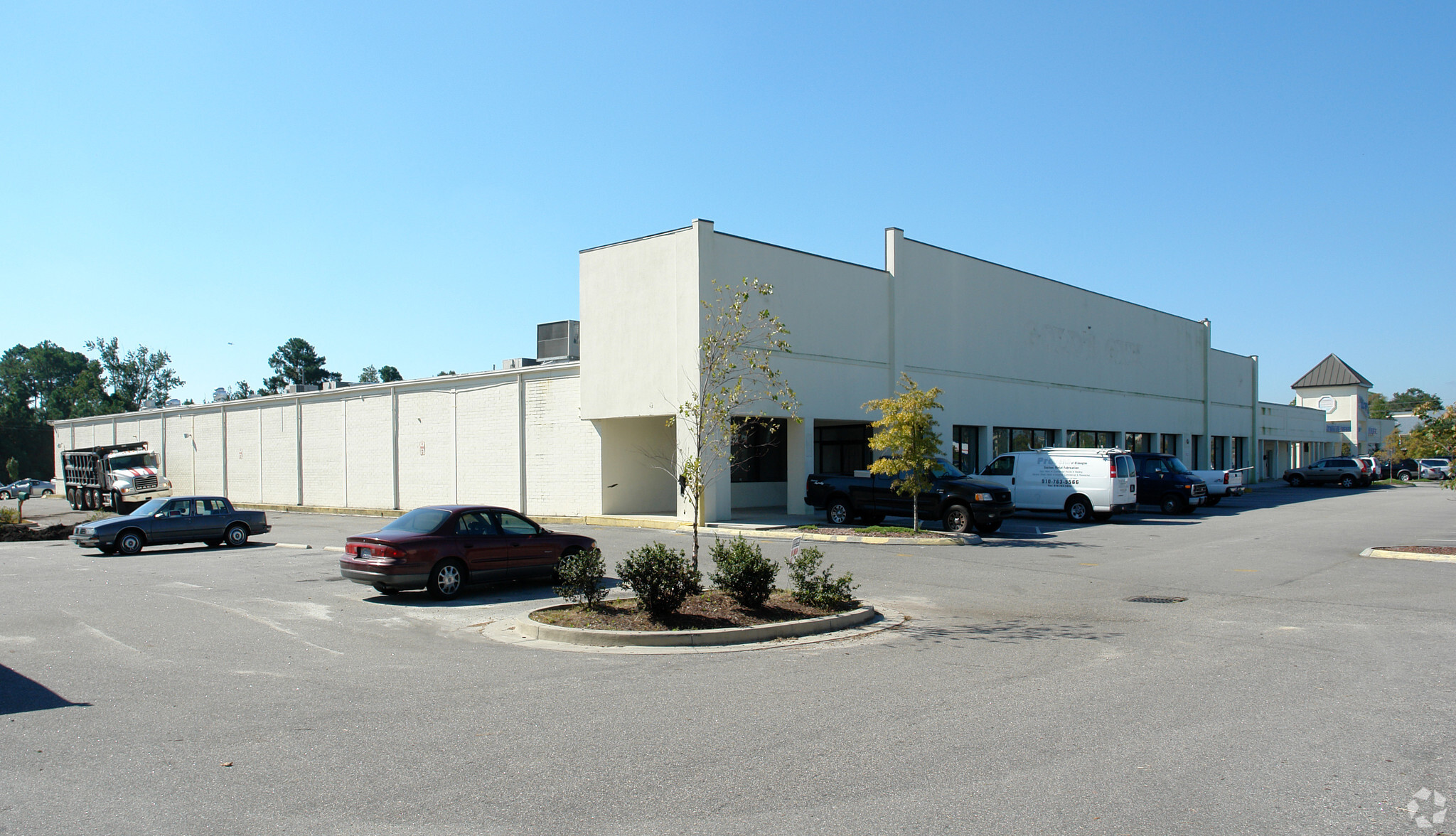 5000 Market St, Wilmington, NC for Rent