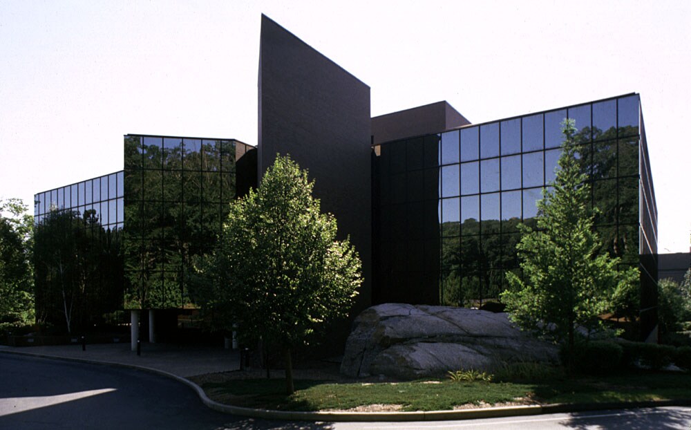 1 Far Mill Xing, Shelton, CT for Rent