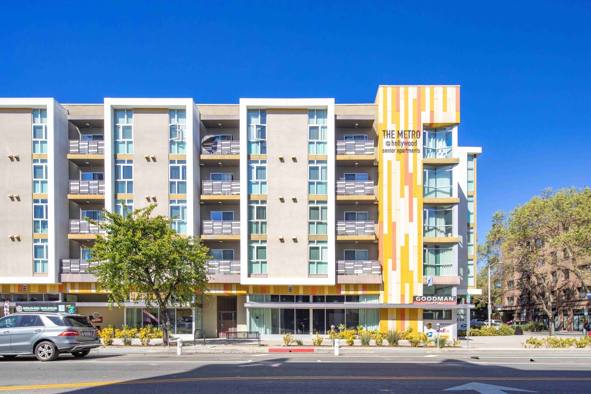 5555-5557 Hollywood Blvd, Los Angeles, CA for Rent