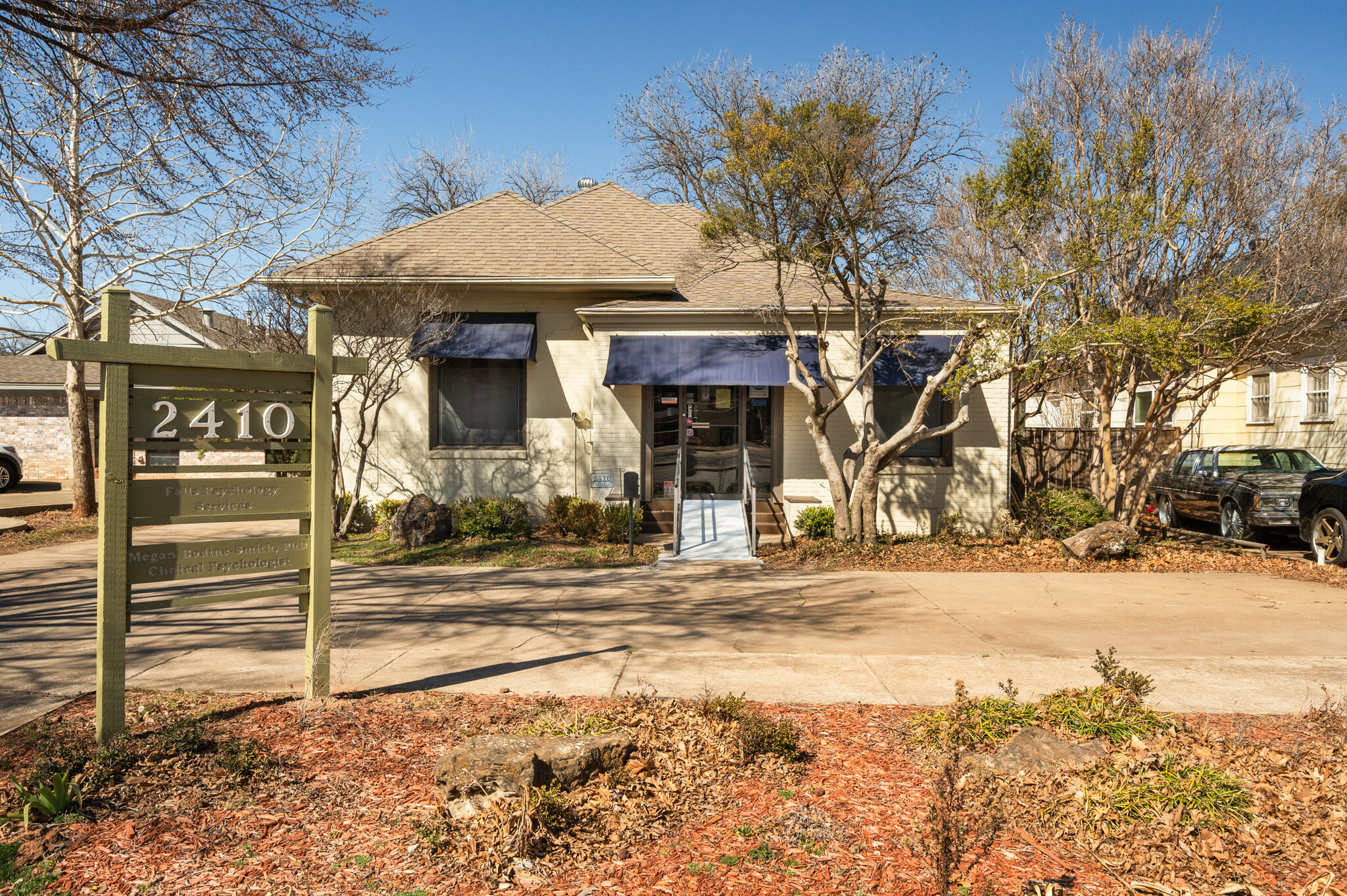 2410 9th St, Wichita Falls, TX for Sale