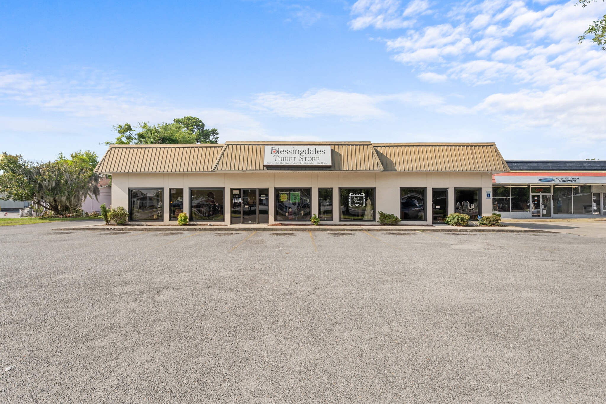 6 Television Cir, Savannah, GA for Rent