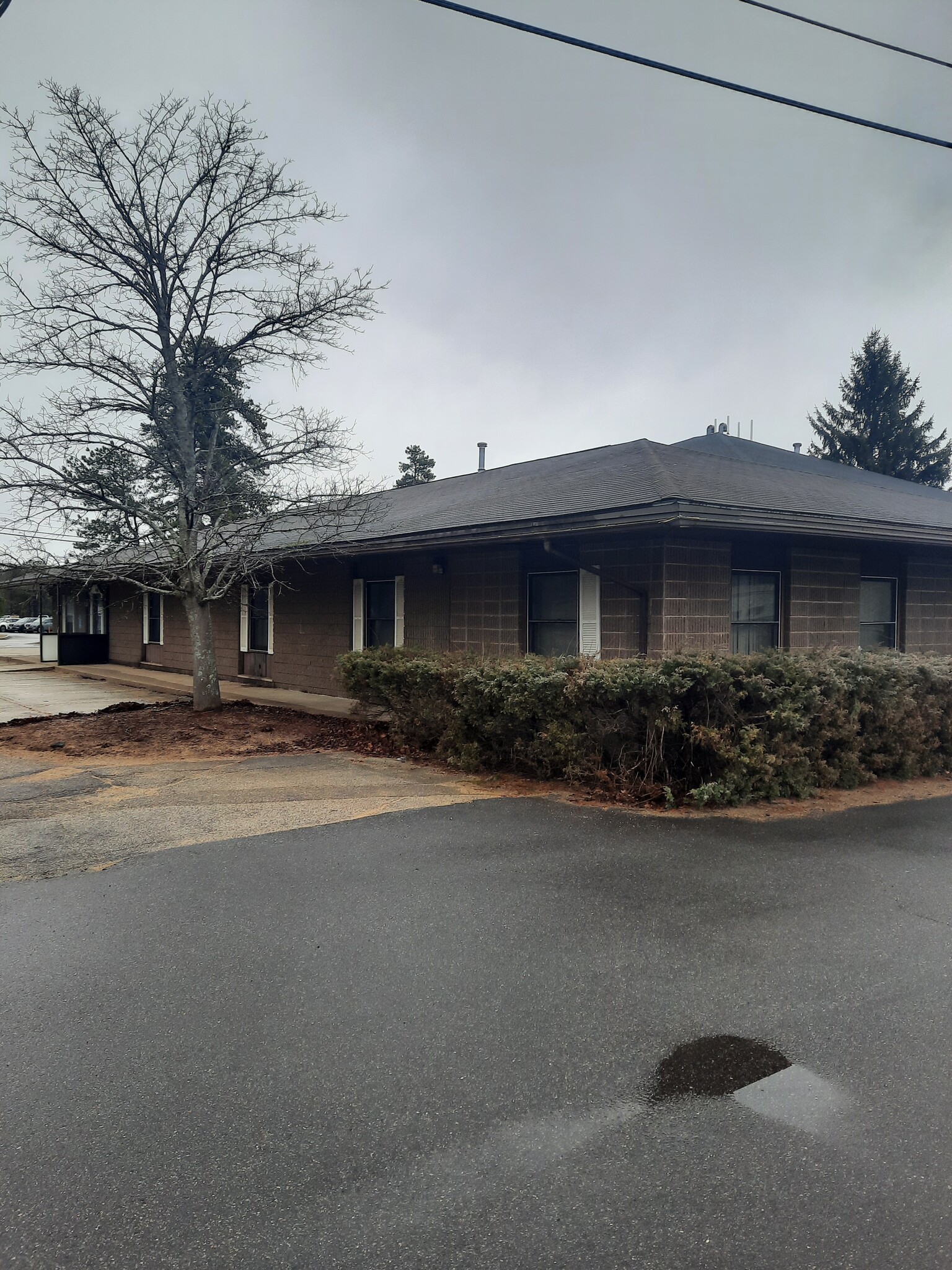 240 Airport Rd, Concord, NH for Rent