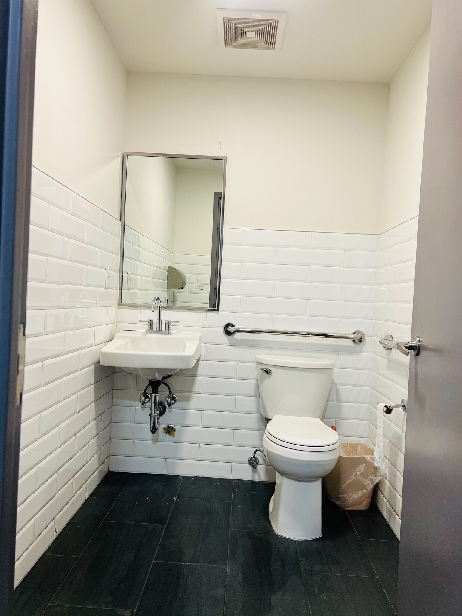 777 Coney Island Ave, Brooklyn, NY for Rent