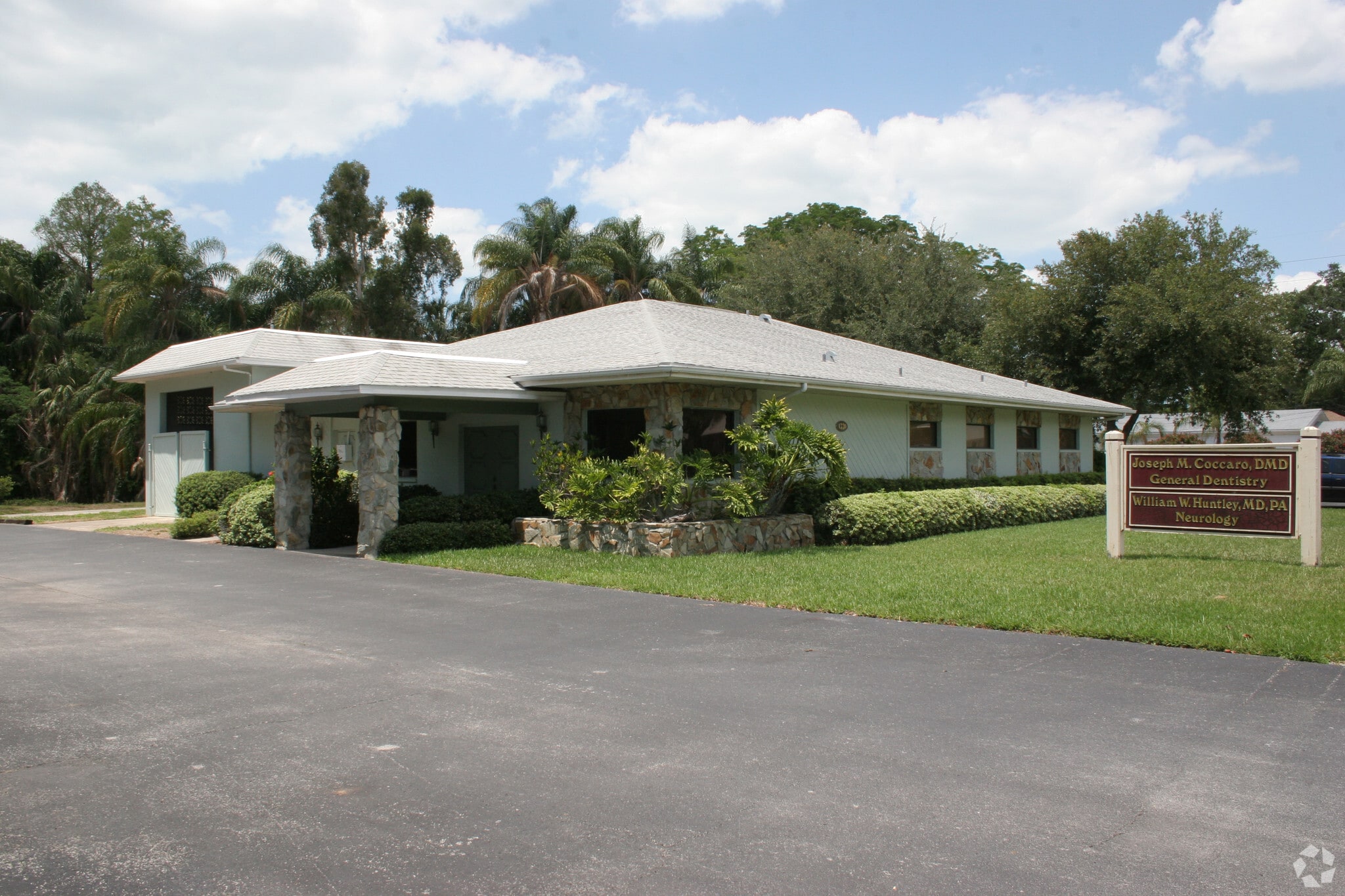 1330 Pinehurst Rd, Dunedin, FL for Rent