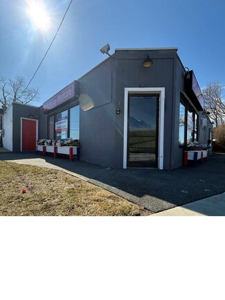 Middletown, RI Office/Retail - 2 Coddington Hwy Middletown, RI Office/Retail - 2 Coddington Hwy
