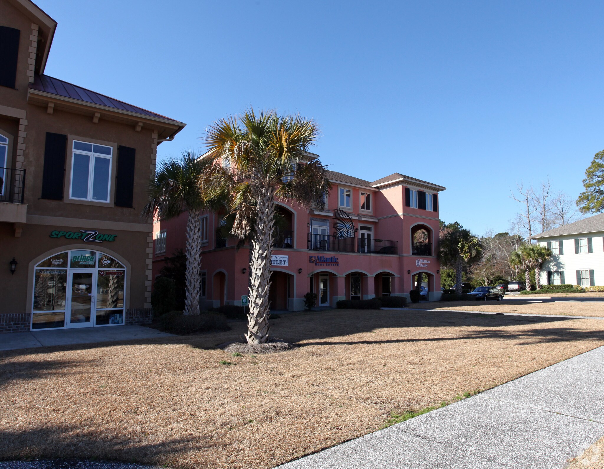 10 Johnston Way Bluffton, SC 29910 Retail Property for Lease on