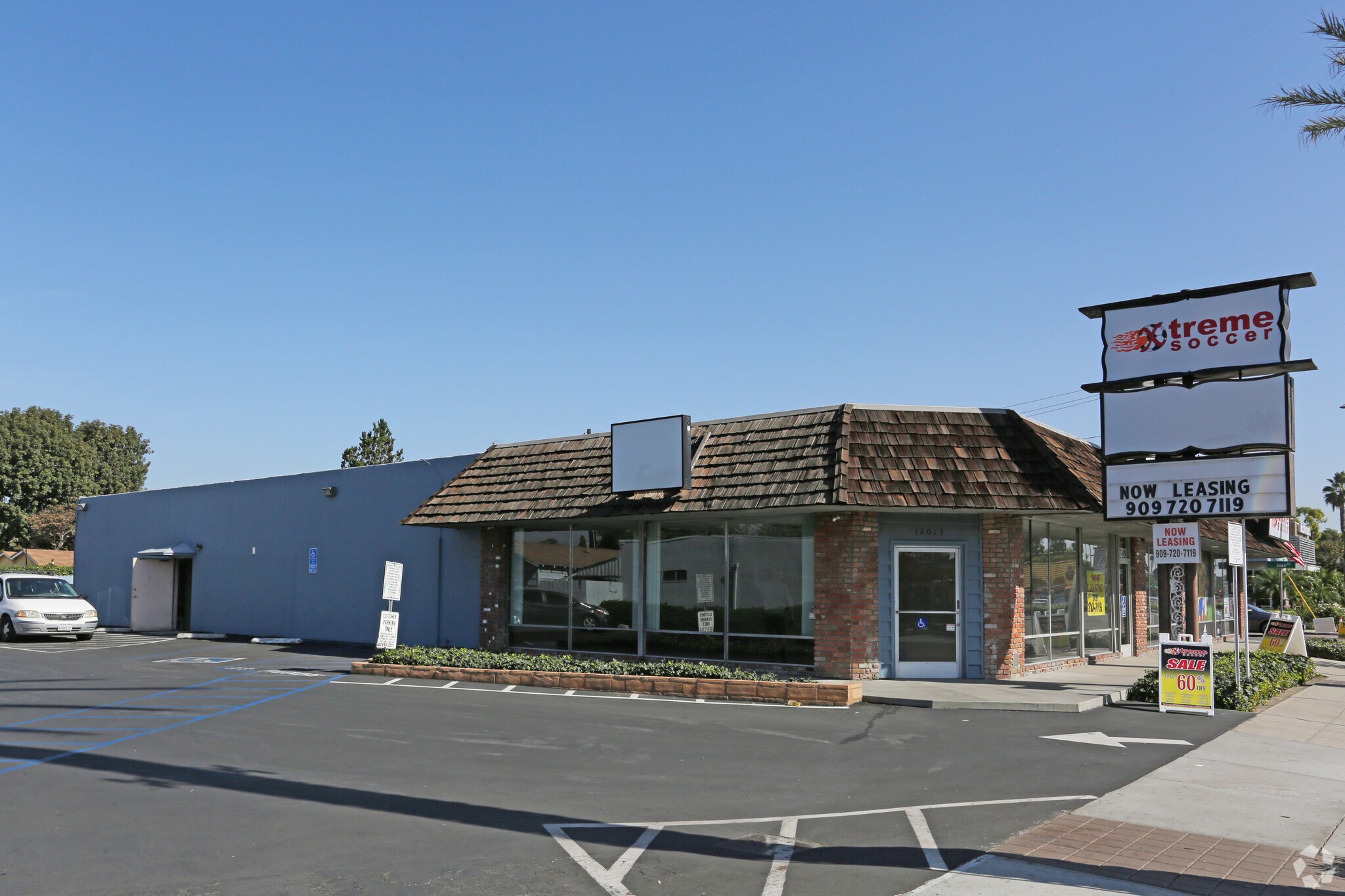 , Hawaiian Gardens, CA for Sale