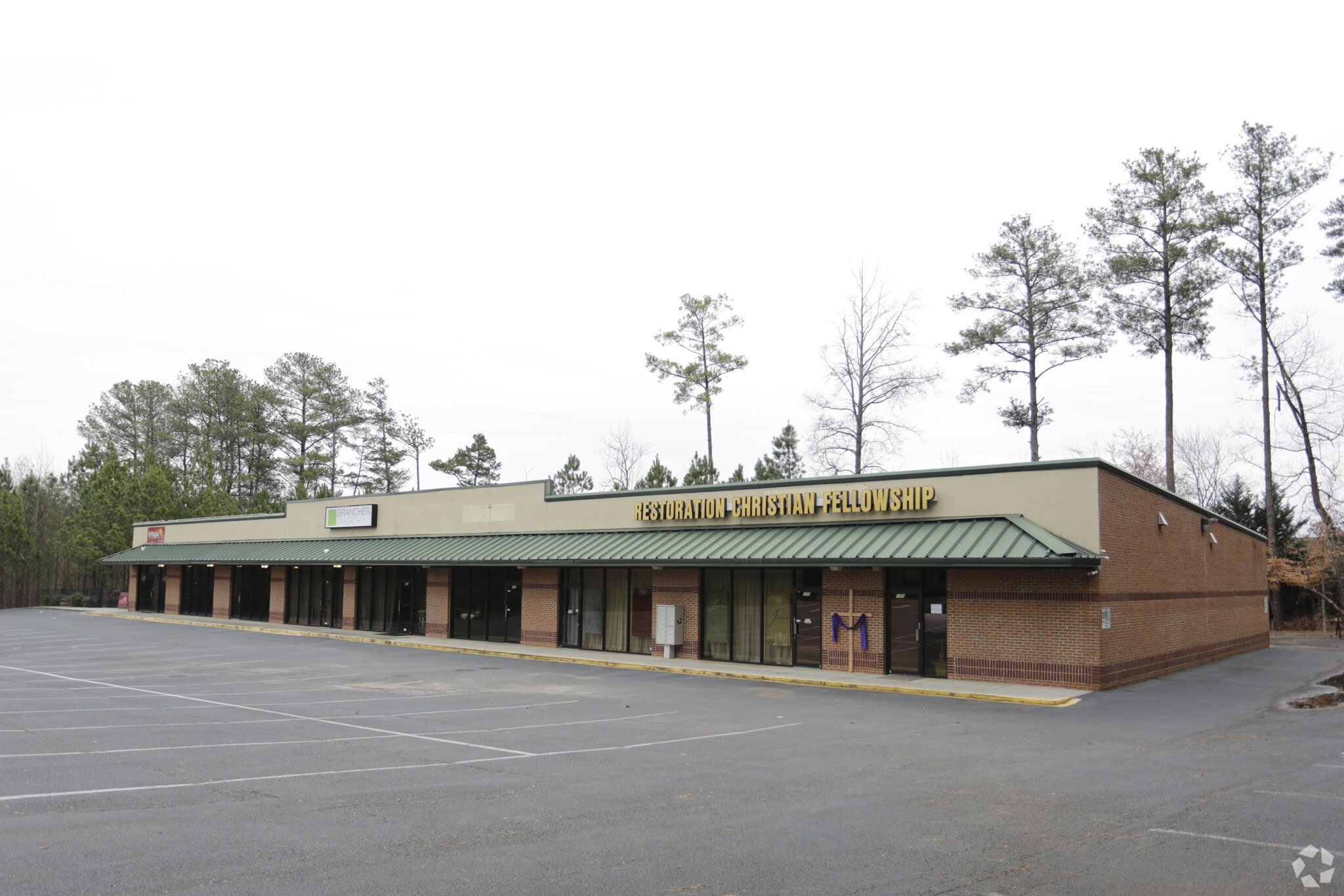 95 Crestridge Dr, Suwanee, GA for Sale