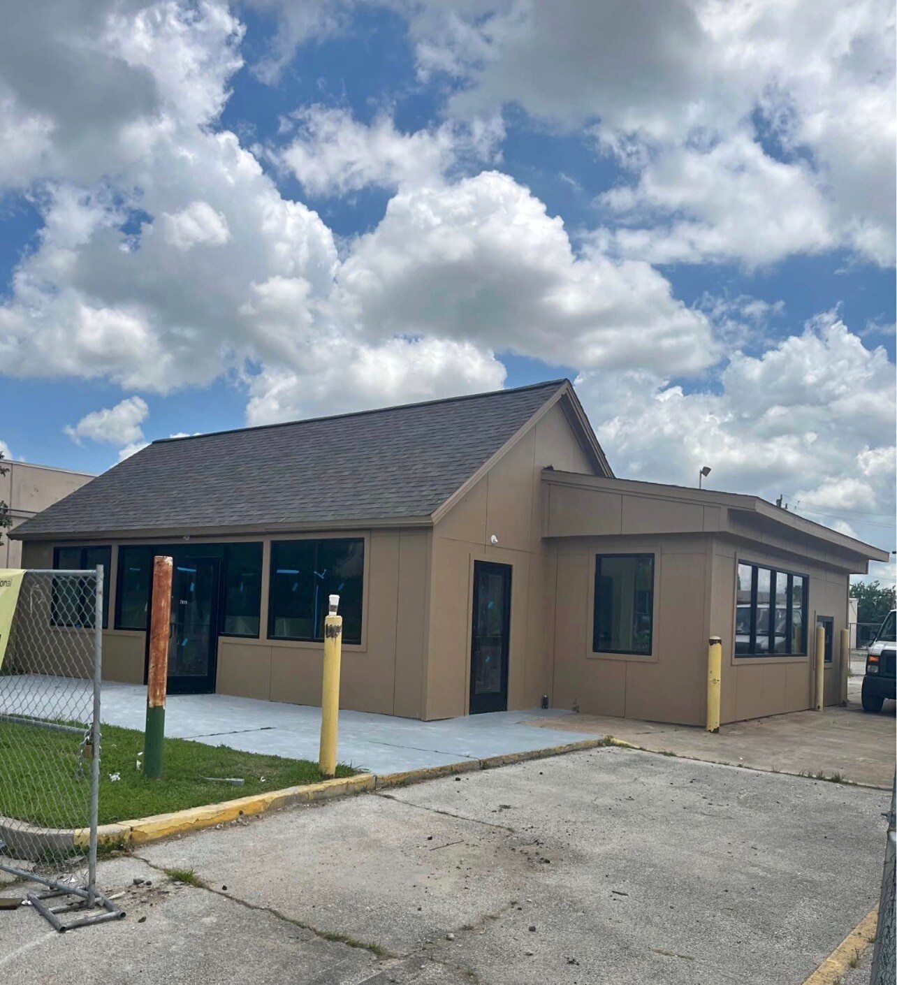 7810 Bellfort Rd, Houston, TX for Rent