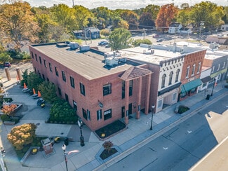 Almont, MI Restaurant - 107 S Main St
