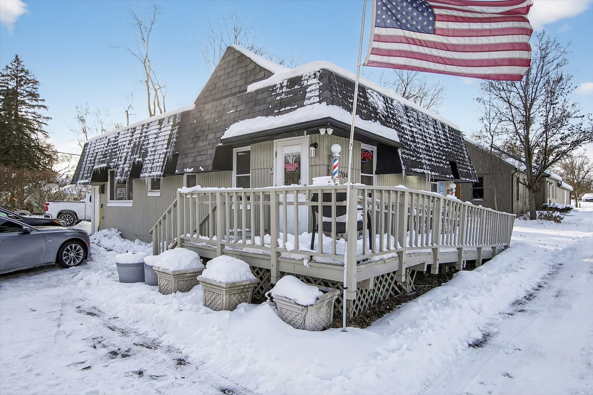 7045 Cooley Lake Rd, West Bloomfield, MI for Sale