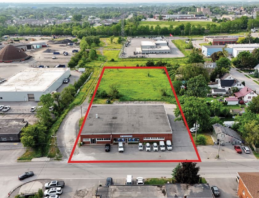66 Harriett St, Belleville, ON for Sale