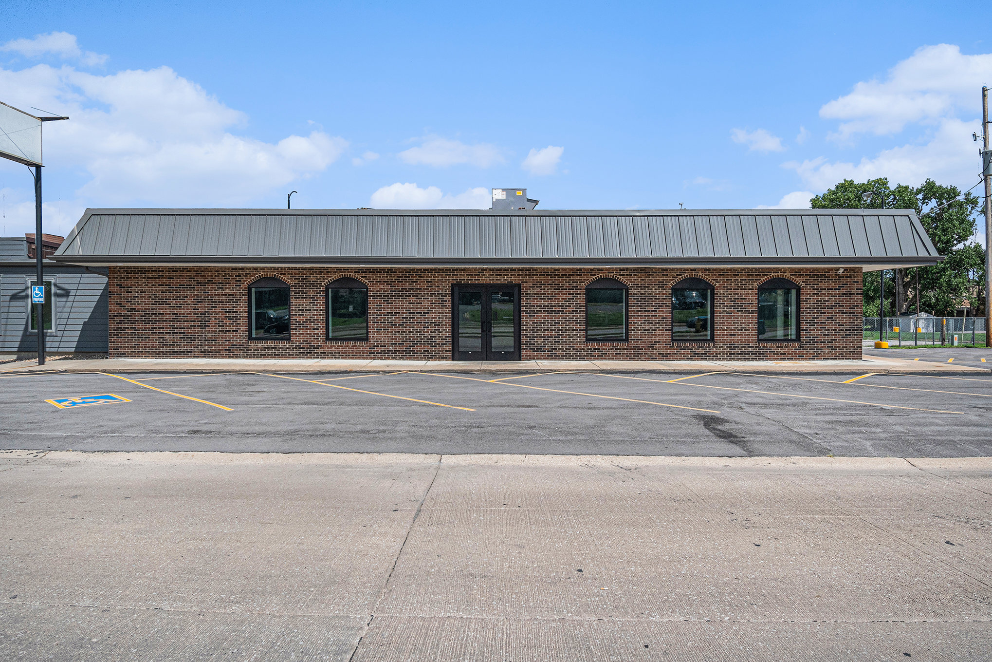 3525 N 90th St, Omaha, NE for Sale