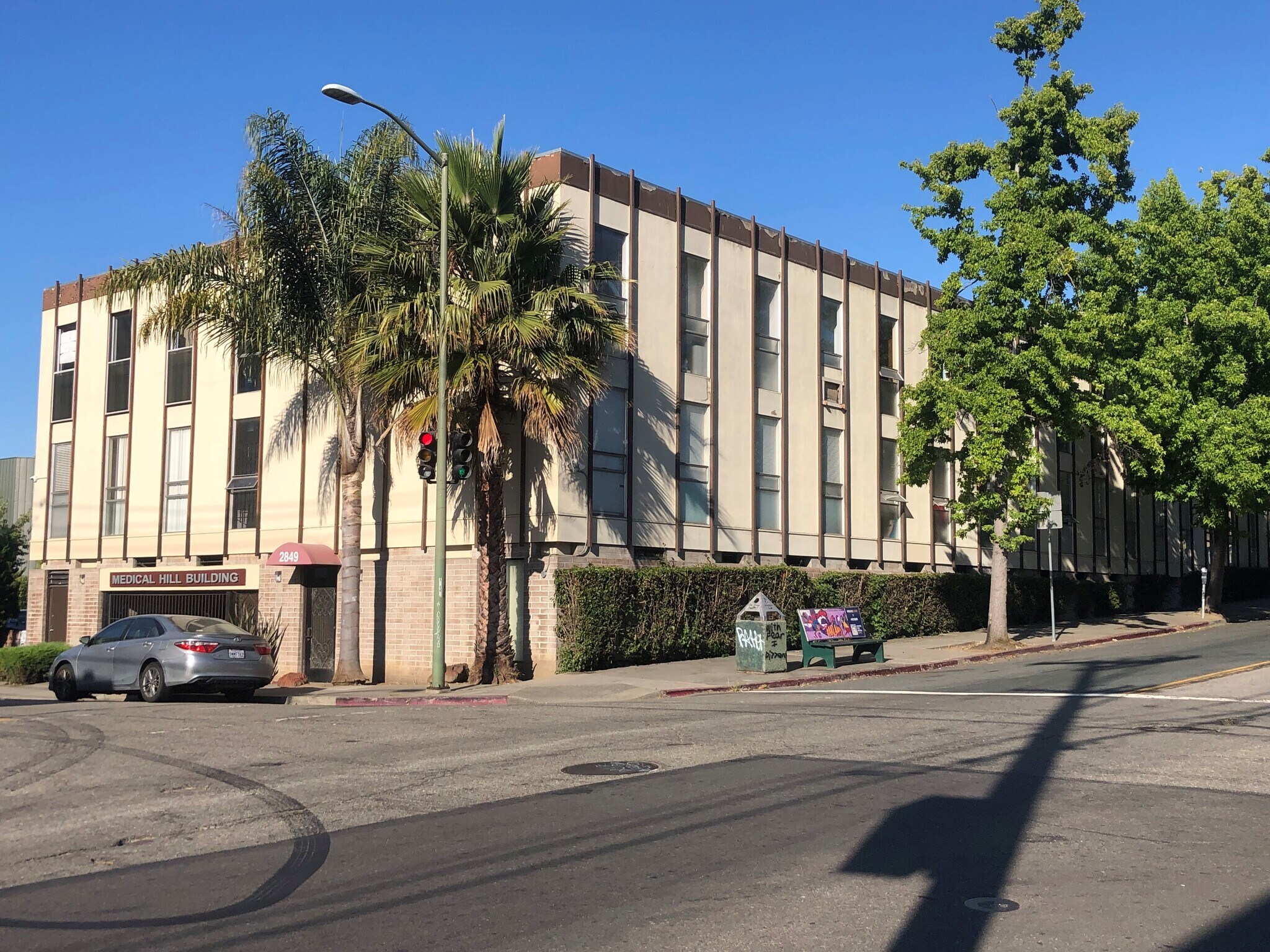 2844 Summit St, Oakland, CA for Rent