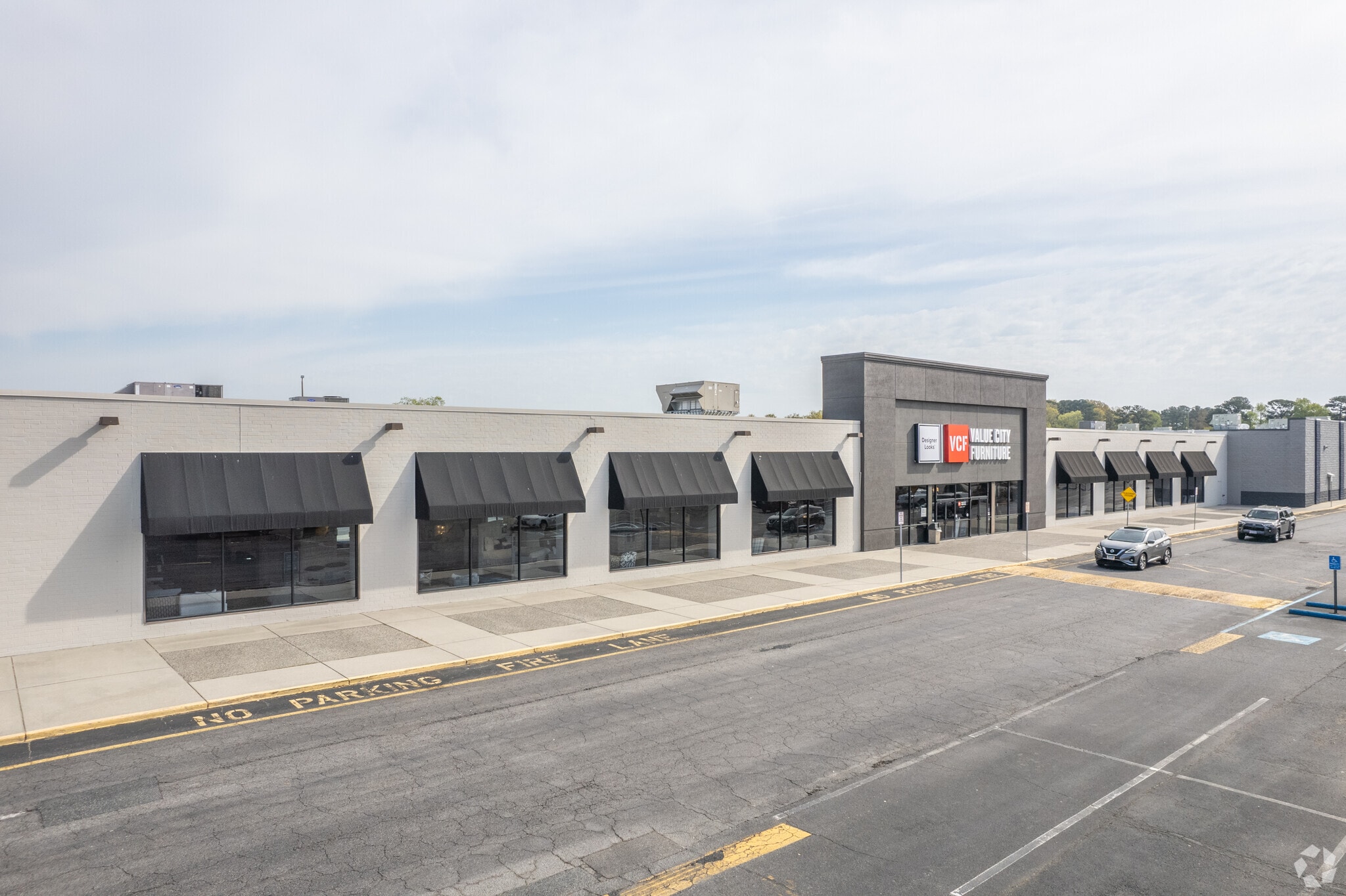 2720 N Mall Dr, Virginia Beach, VA for Rent