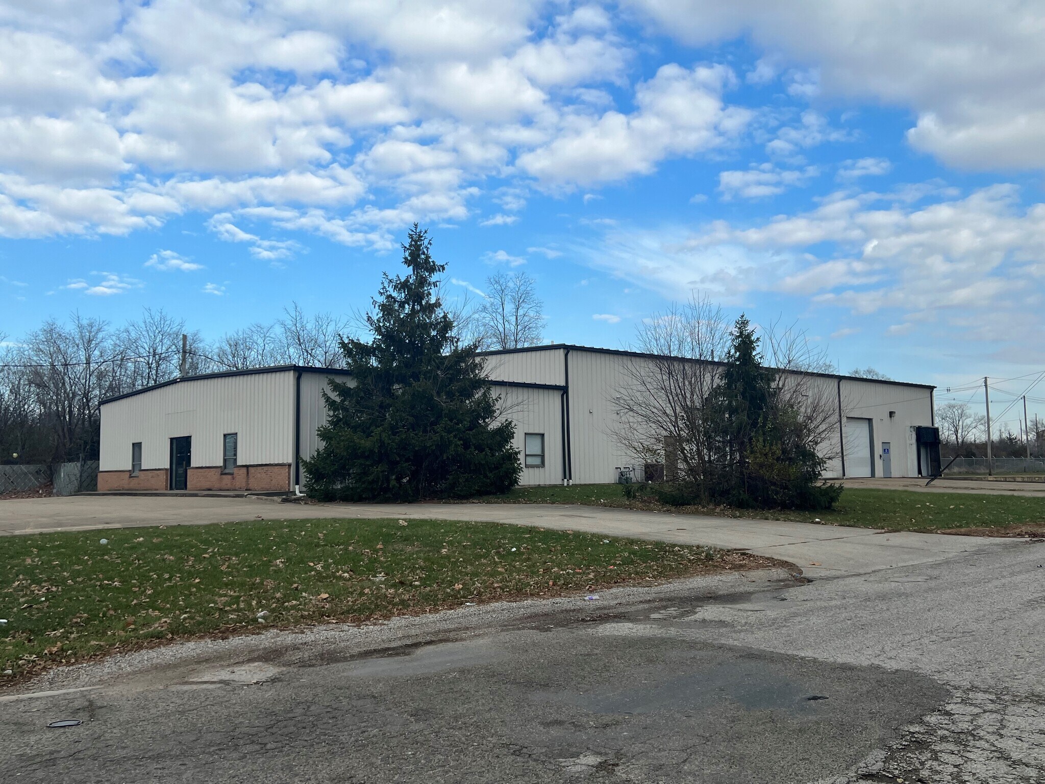 701 N Bowman Ave, Danville, IL for Sale
