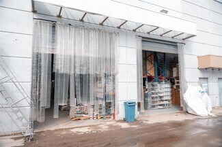 Surrey, BC Warehouse - 8625 130 St Surrey, BC Warehouse - 8625 130 St