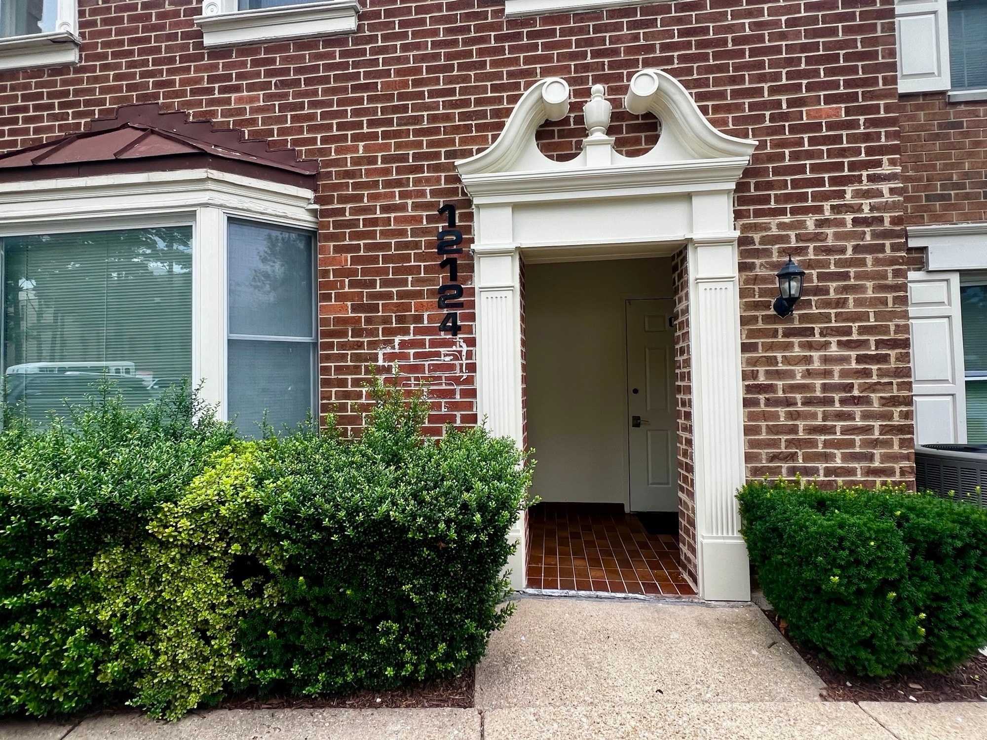 12100-12128 Heritage Park Cir, Silver Spring, MD for Sale