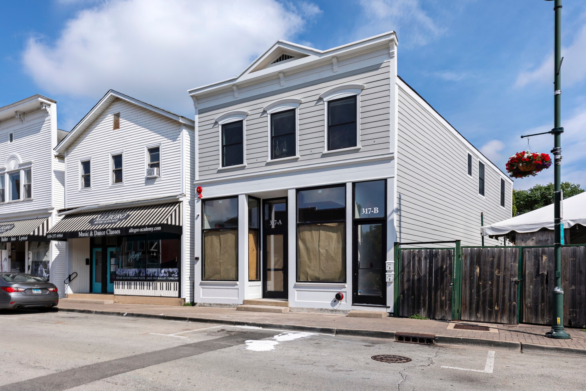 317 Canal St, Lemont, IL for Rent