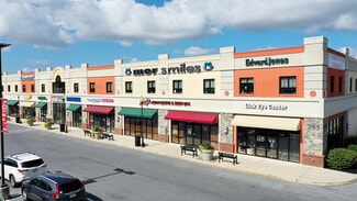 Lititz, PA Retail - Bloomfield Dr