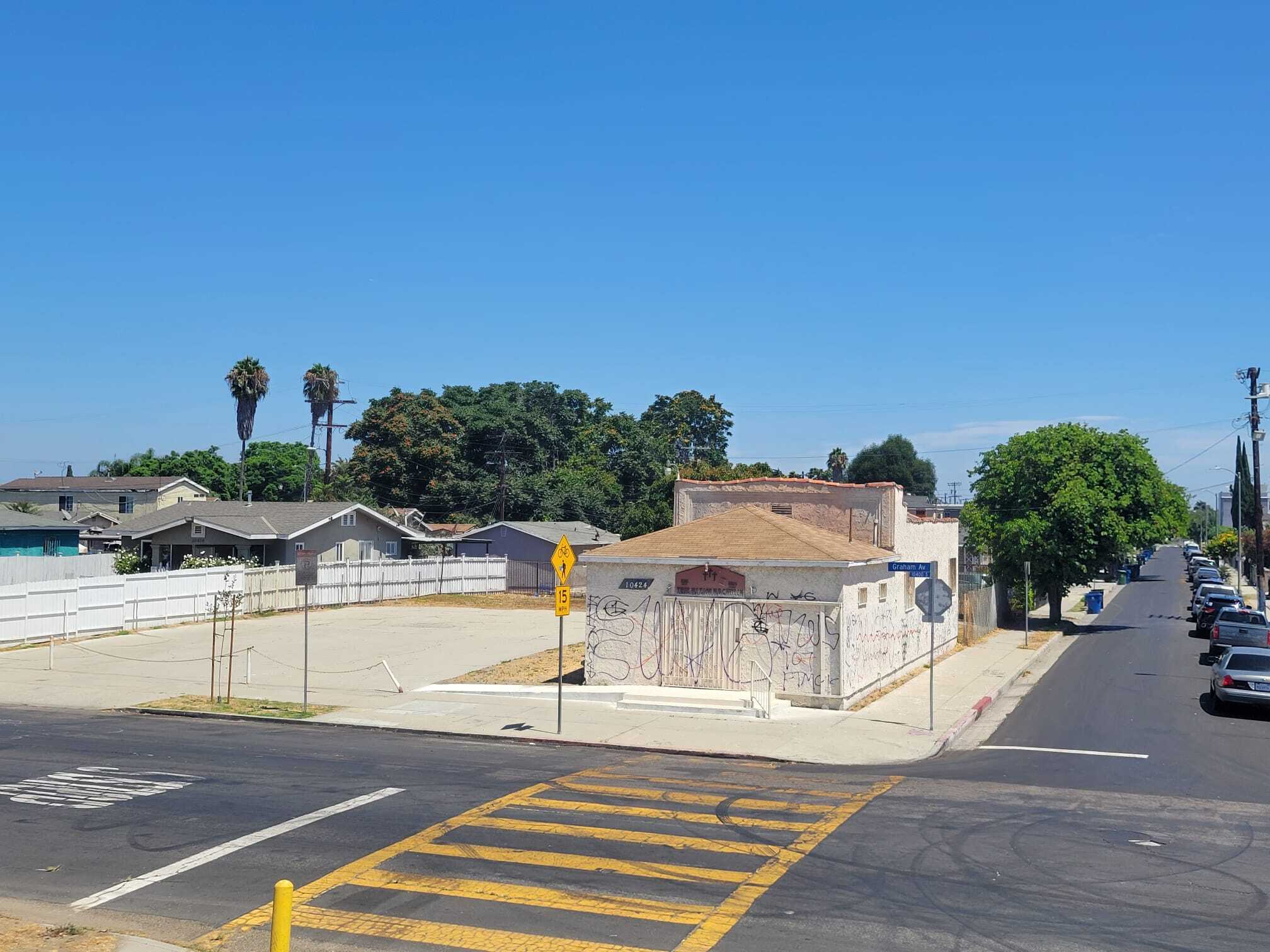 10420 Graham Ave, Los Angeles, CA for Sale