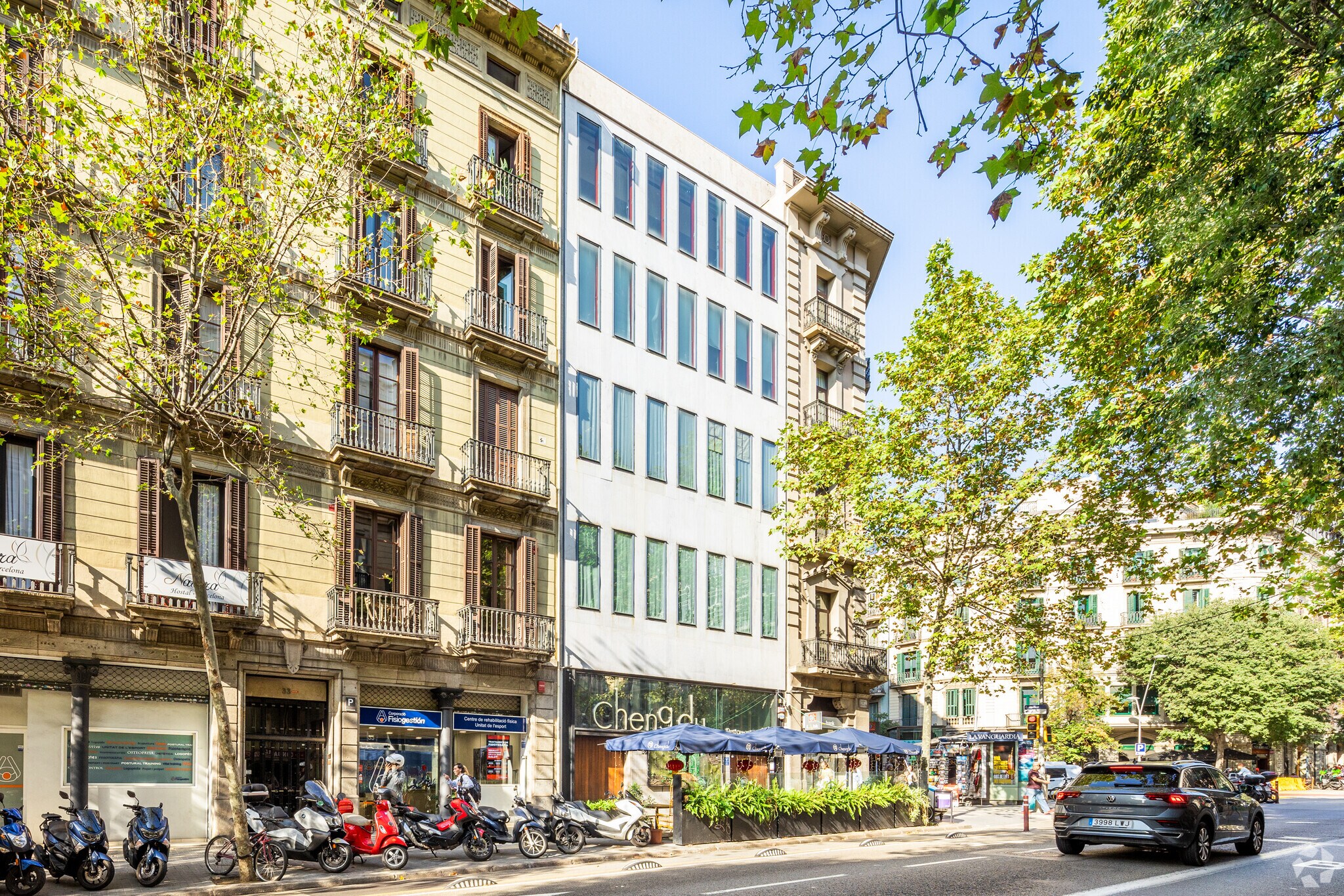 35 Carrer de Roger de Llúria, Barcelona, BAR for Rent