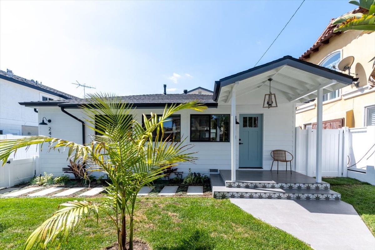 2420 Grant Ave, Redondo Beach, CA for Sale
