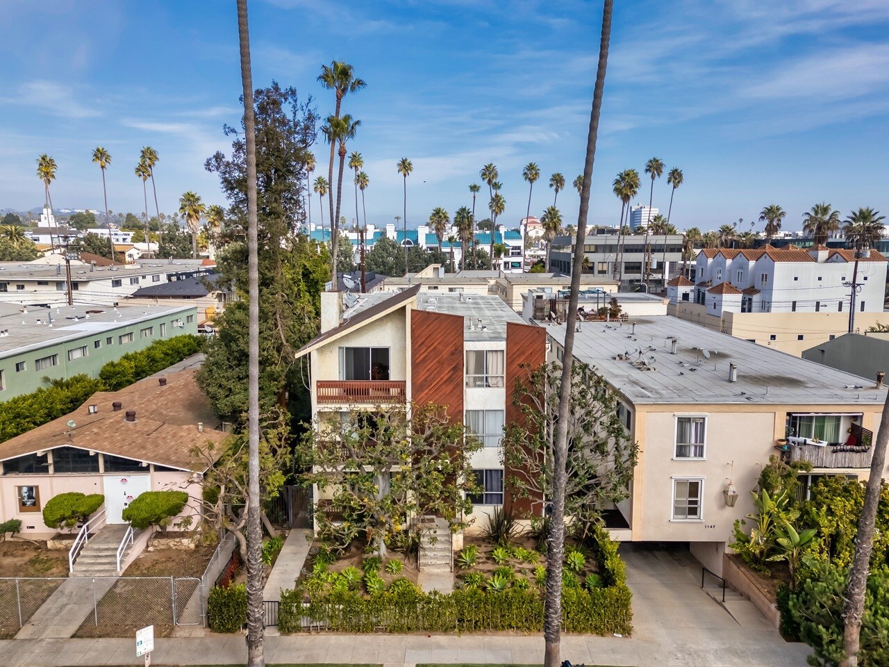 1143 Lincoln Blvd, Santa Monica, CA for Sale