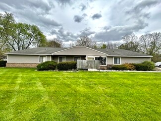 Holt, MI Apartments - 2140 Adelpha Ave