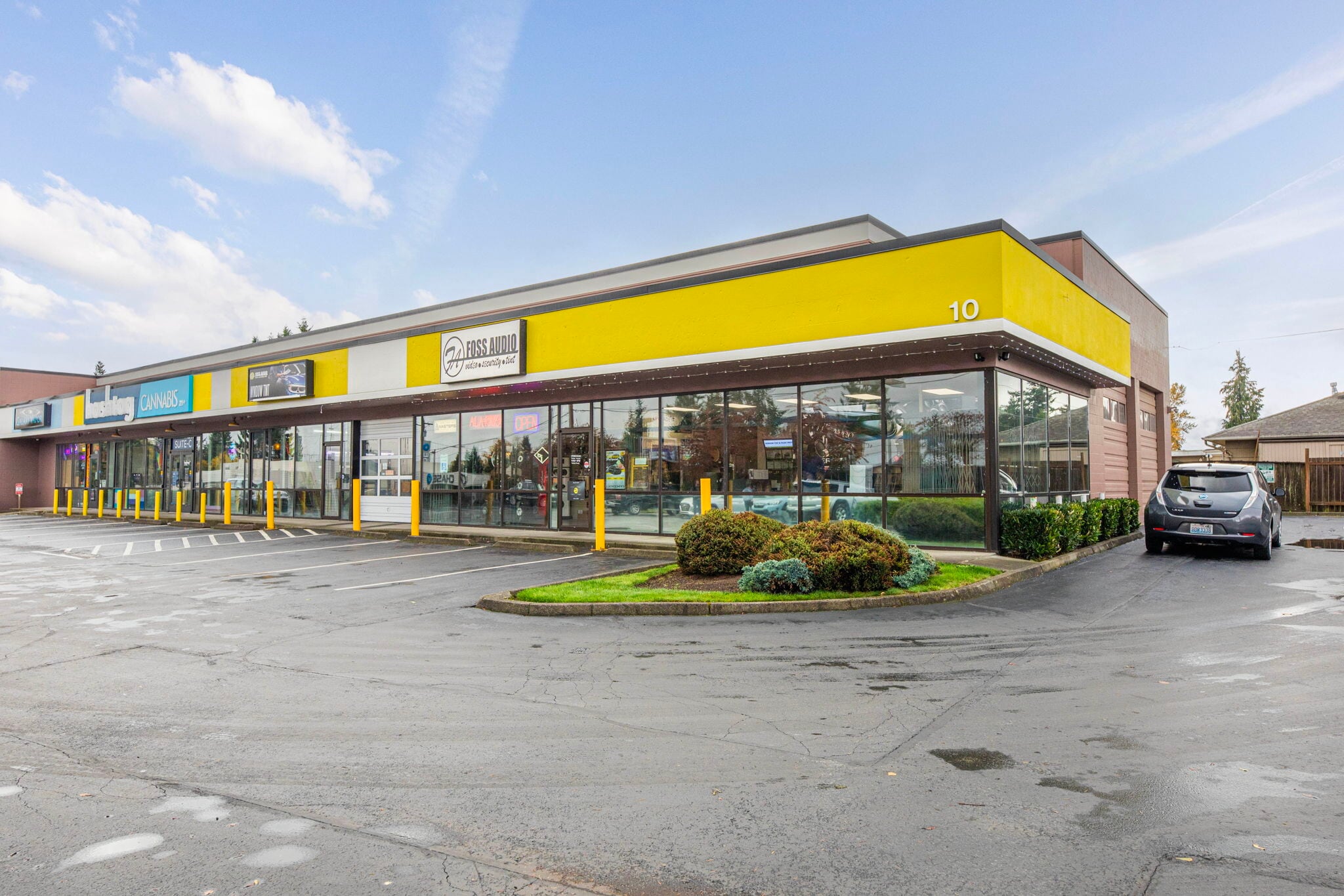 10 SE Everett Mall Way, Everett, WA for Rent