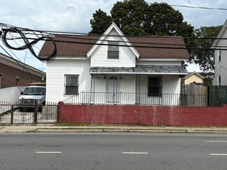 Hempstead, NY Commercial - 78 S Franklin St