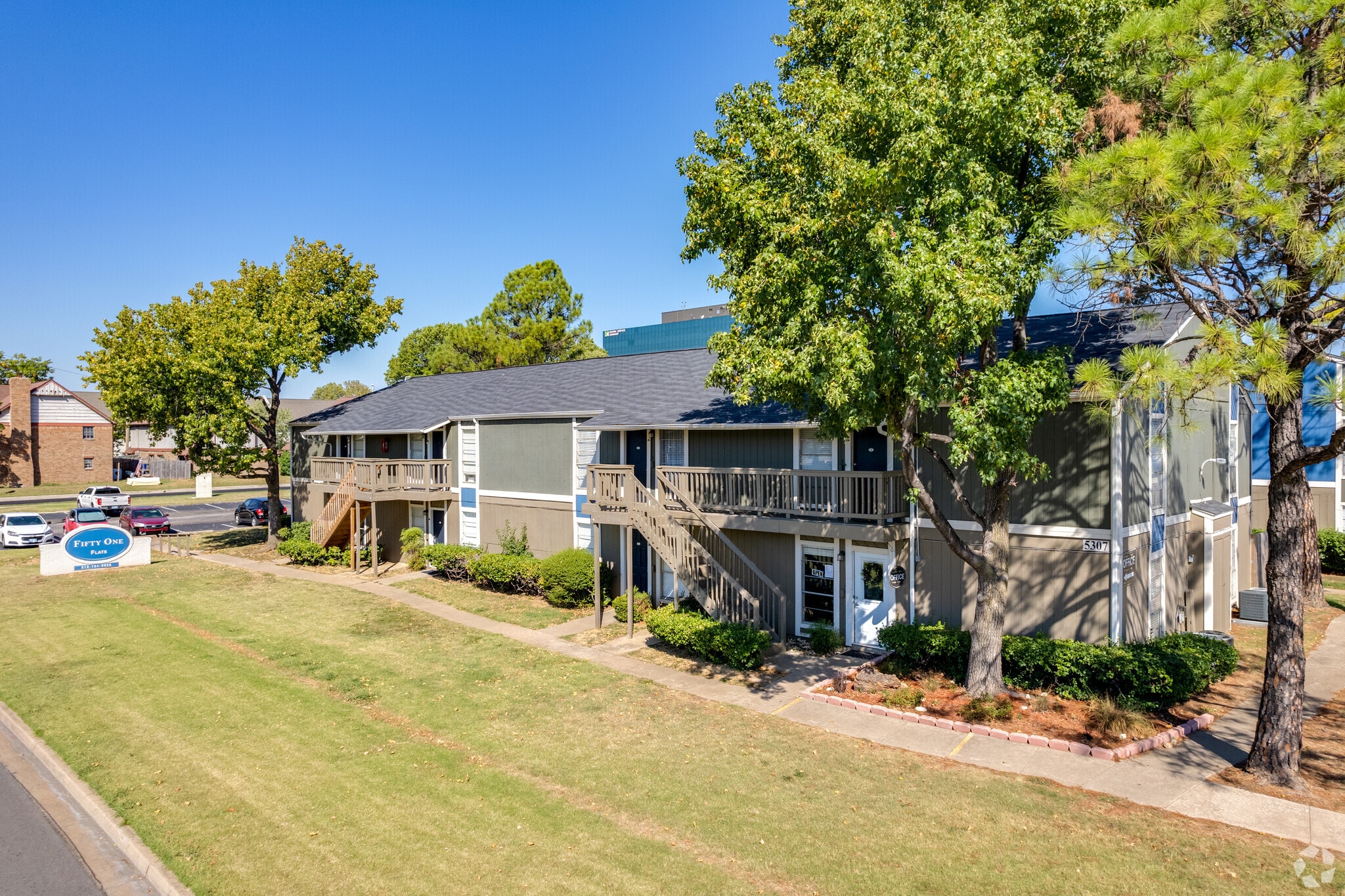 4655 S Darlington Ave, Tulsa, OK for Sale