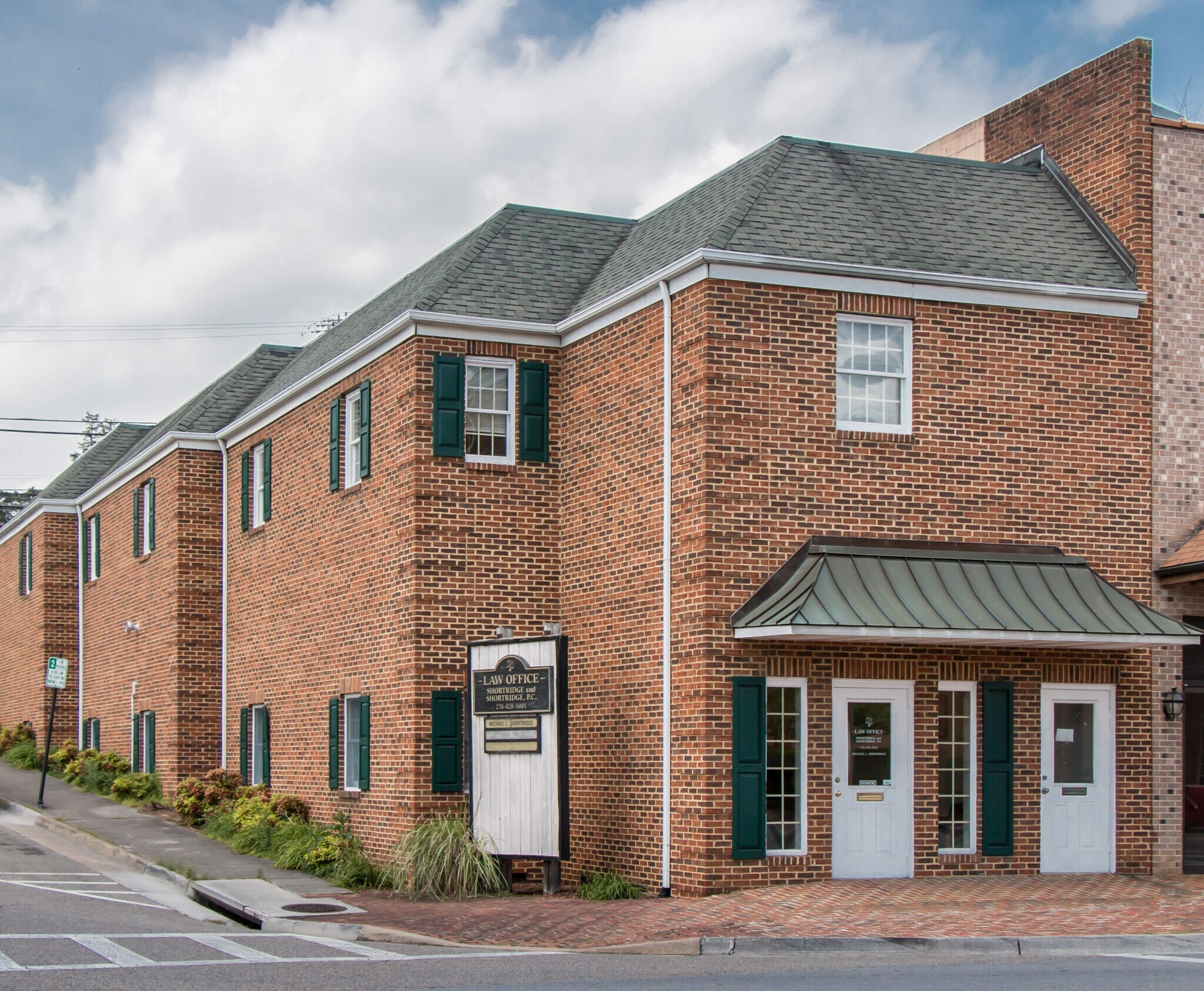 329 W Main St, Abingdon, VA for Sale