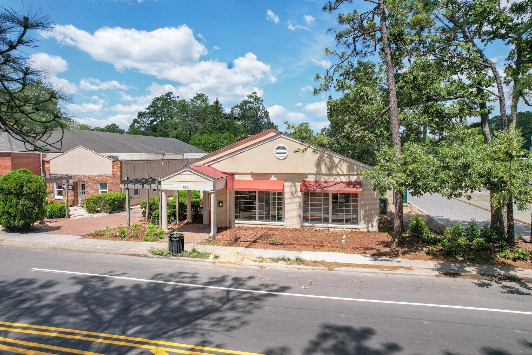 650 SW Broad St, Southern Pines, NC for Rent
