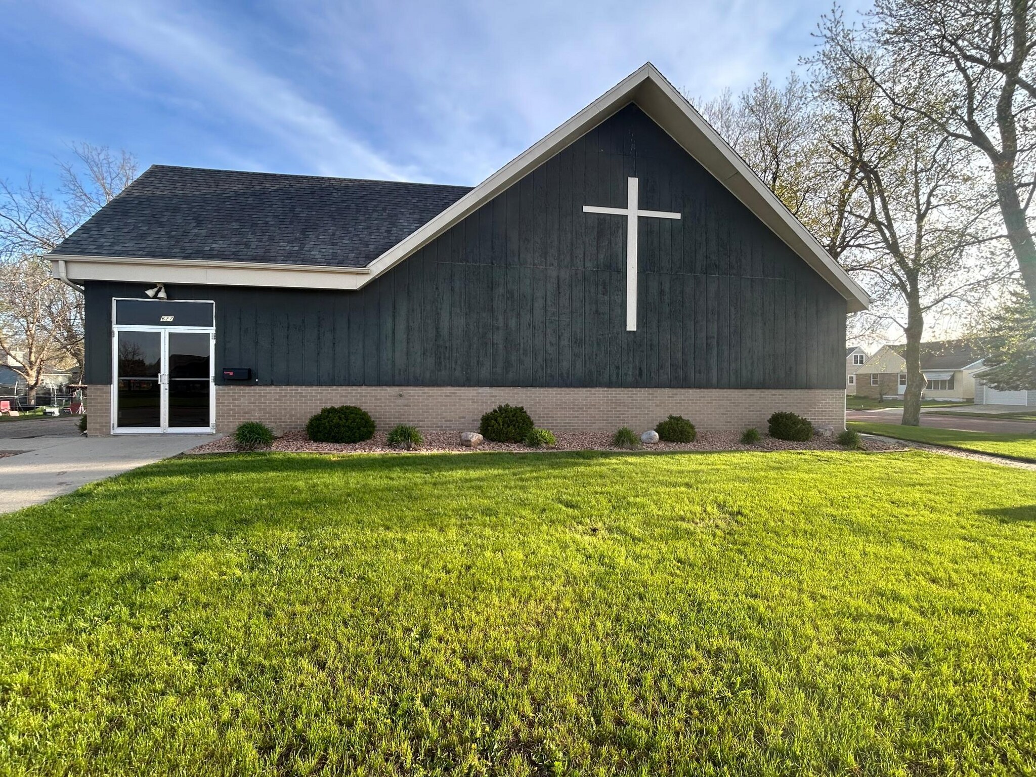627 Clary St, Worthington, MN for Sale