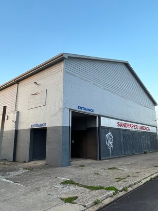 Indianapolis, IN Light Distribution - 1728 E New York St