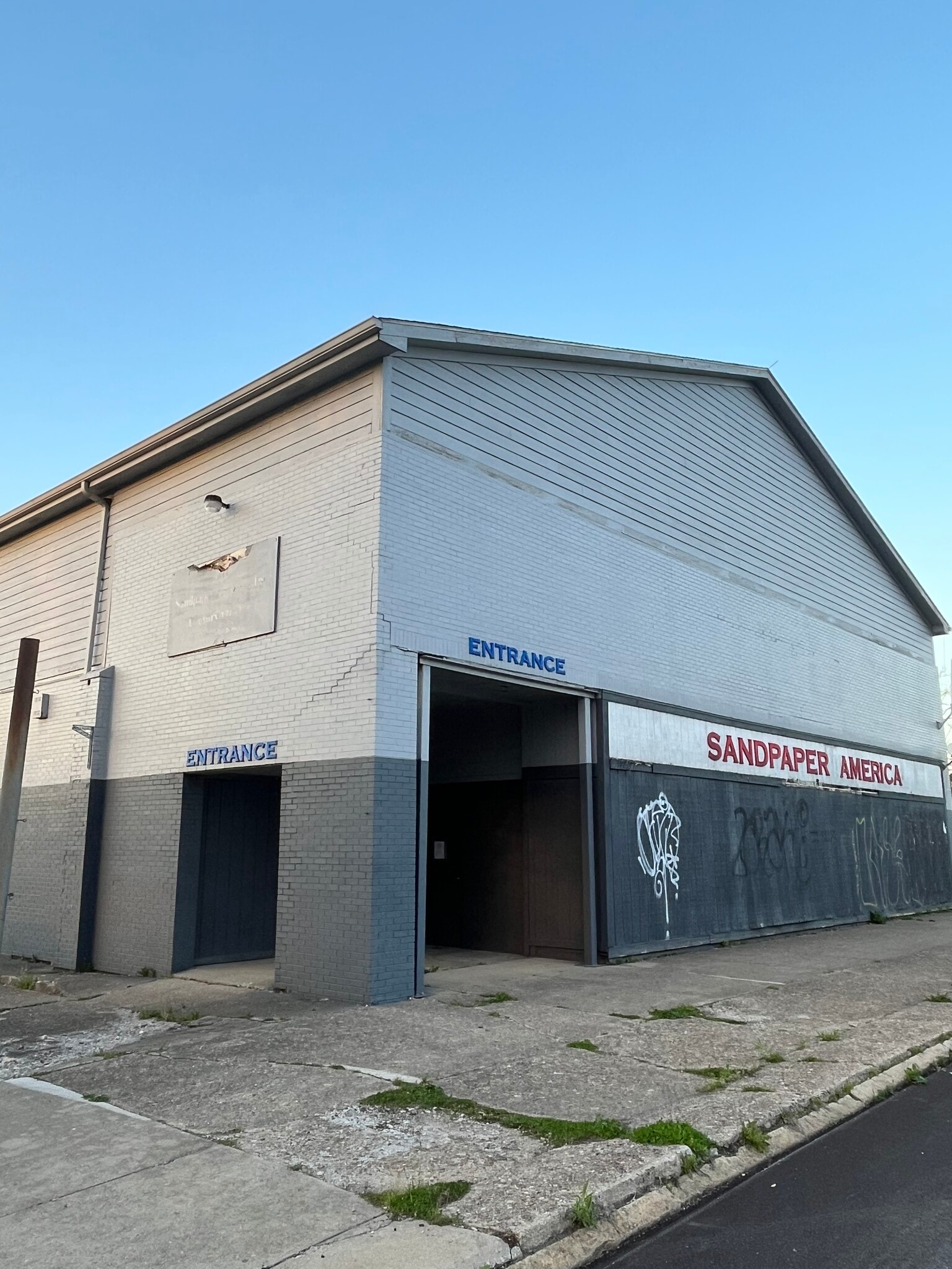 1728 E New York St, Indianapolis, IN for Sale