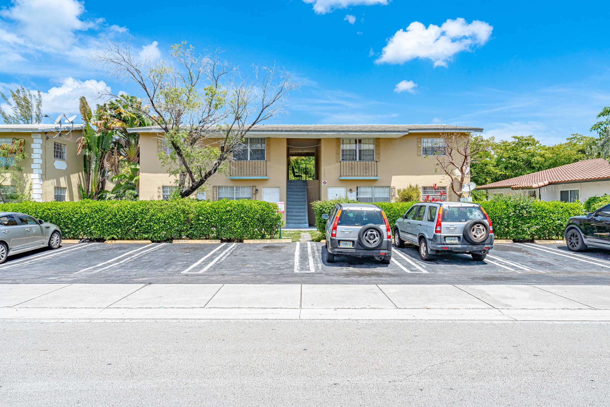7523 NW 44th Court, Coral Springs, FL for Sale