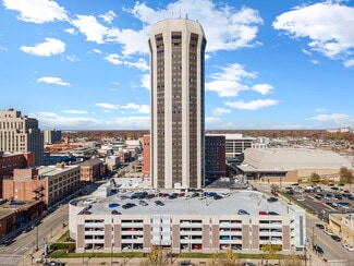 Springfield, IL Hospitality - 700 E Adams St Springfield, IL Hospitality - 700 E Adams St