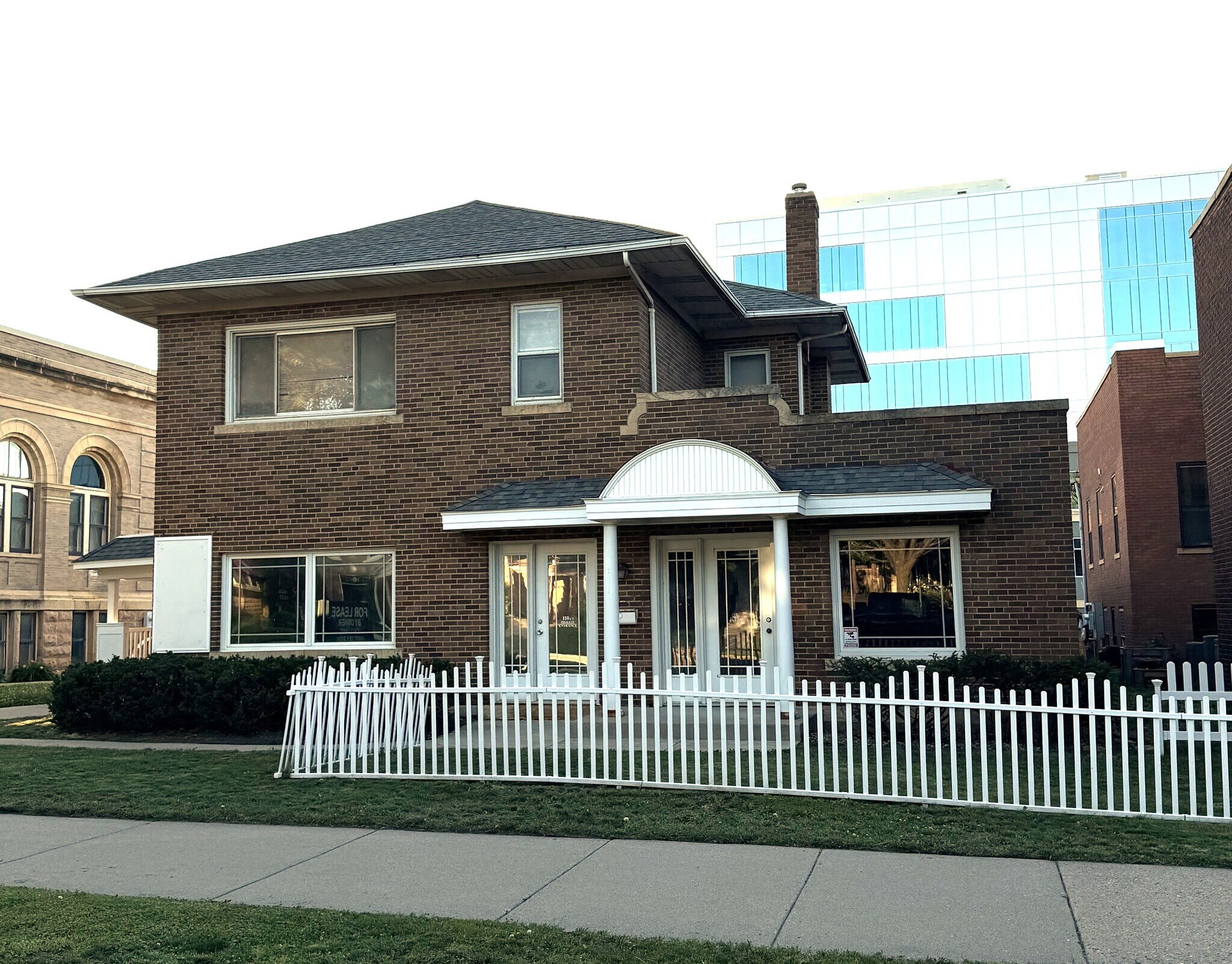 110 S Broad St, Mankato, MN for Rent