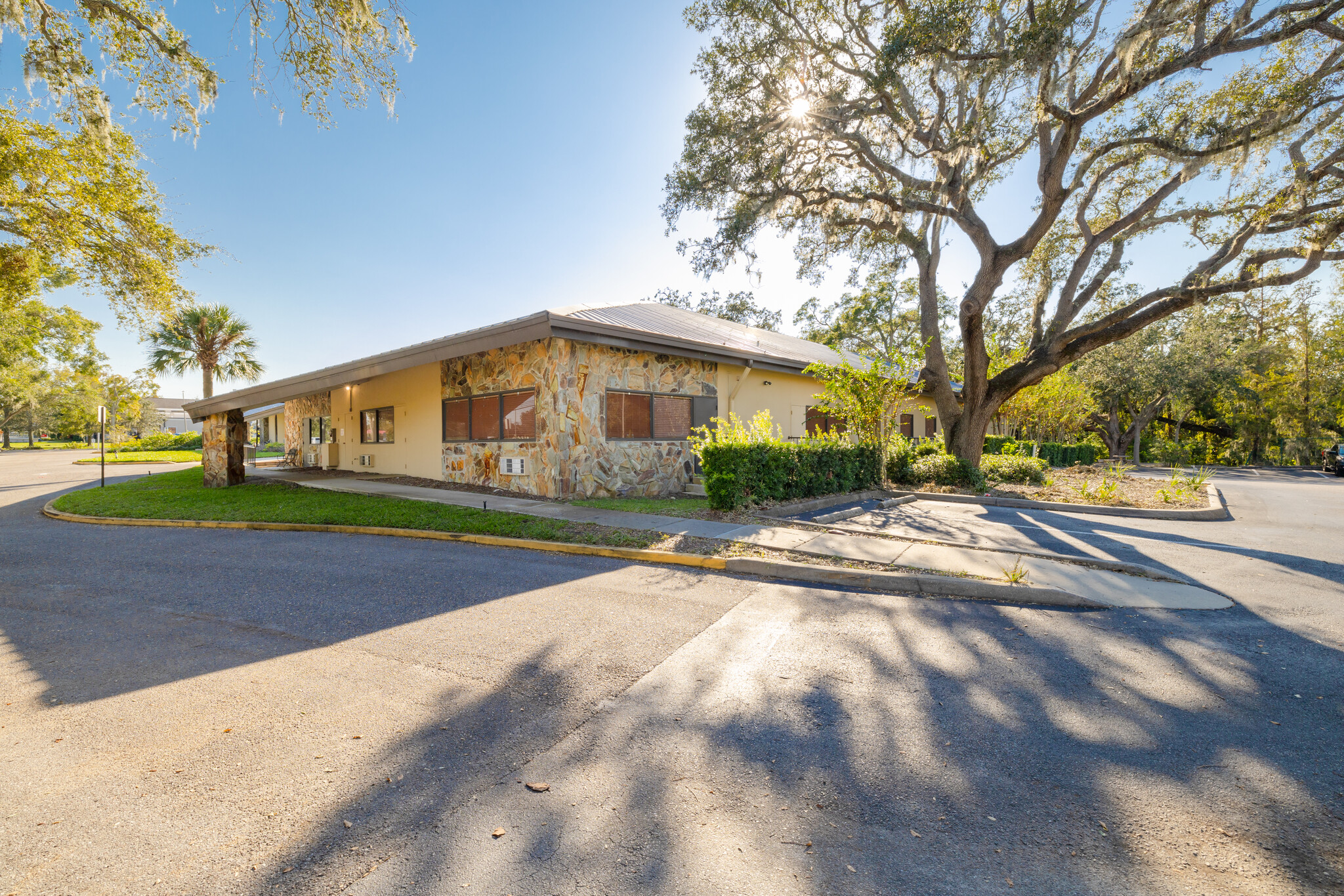 3170 N McMullen Booth Rd, Clearwater, FL for Rent