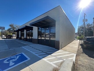 Castroville, TX Freestanding - 808 US Highway 90 W