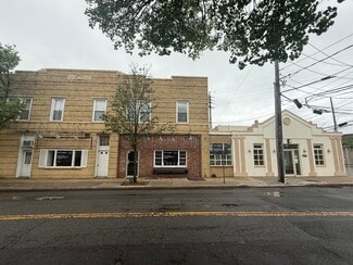 Floral Park, NY Retail - 2 Woodbine Ct
