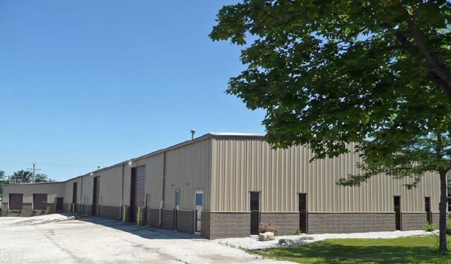 204 Wilmont Dr, Waukesha, WI for Rent