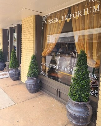 Brenham, TX Retail - 208 W Alamo St Brenham, TX Retail - 208 W Alamo St