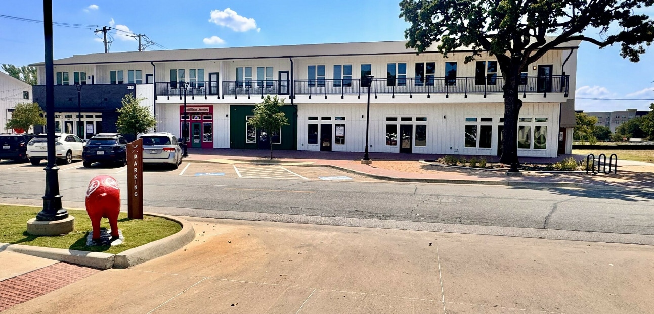 380 E Front St, Arlington, TX for Rent