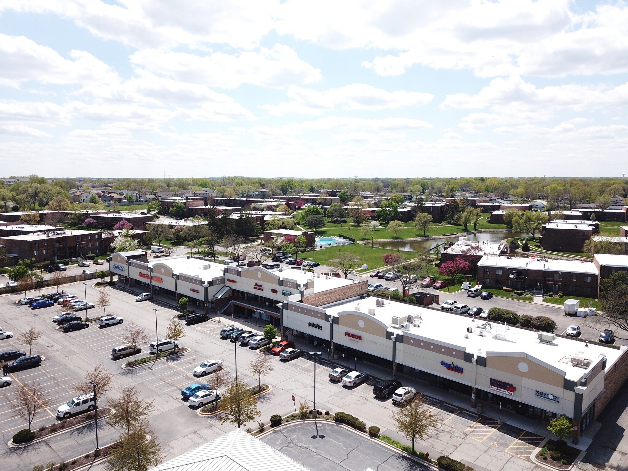 628 S Roselle Rd, Schaumburg, IL for Rent