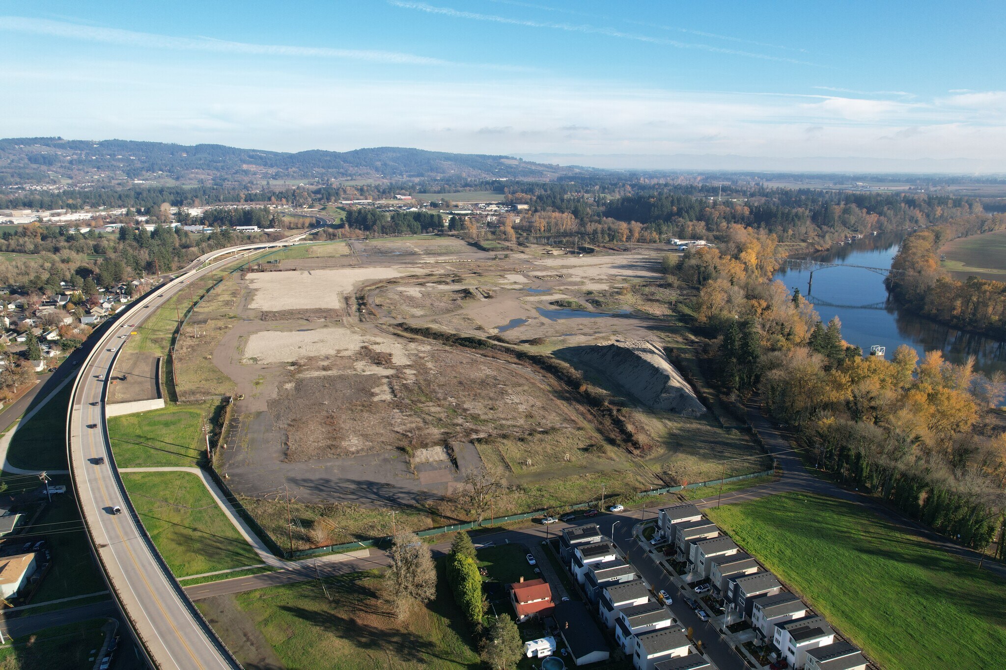 1301 Wynooski Rd, Newberg, OR for Sale