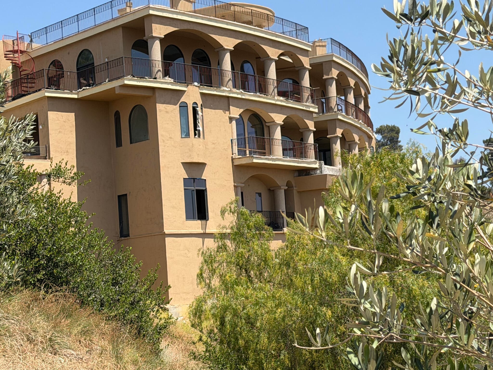 85 Altamont Way, Camarillo, CA for Sale