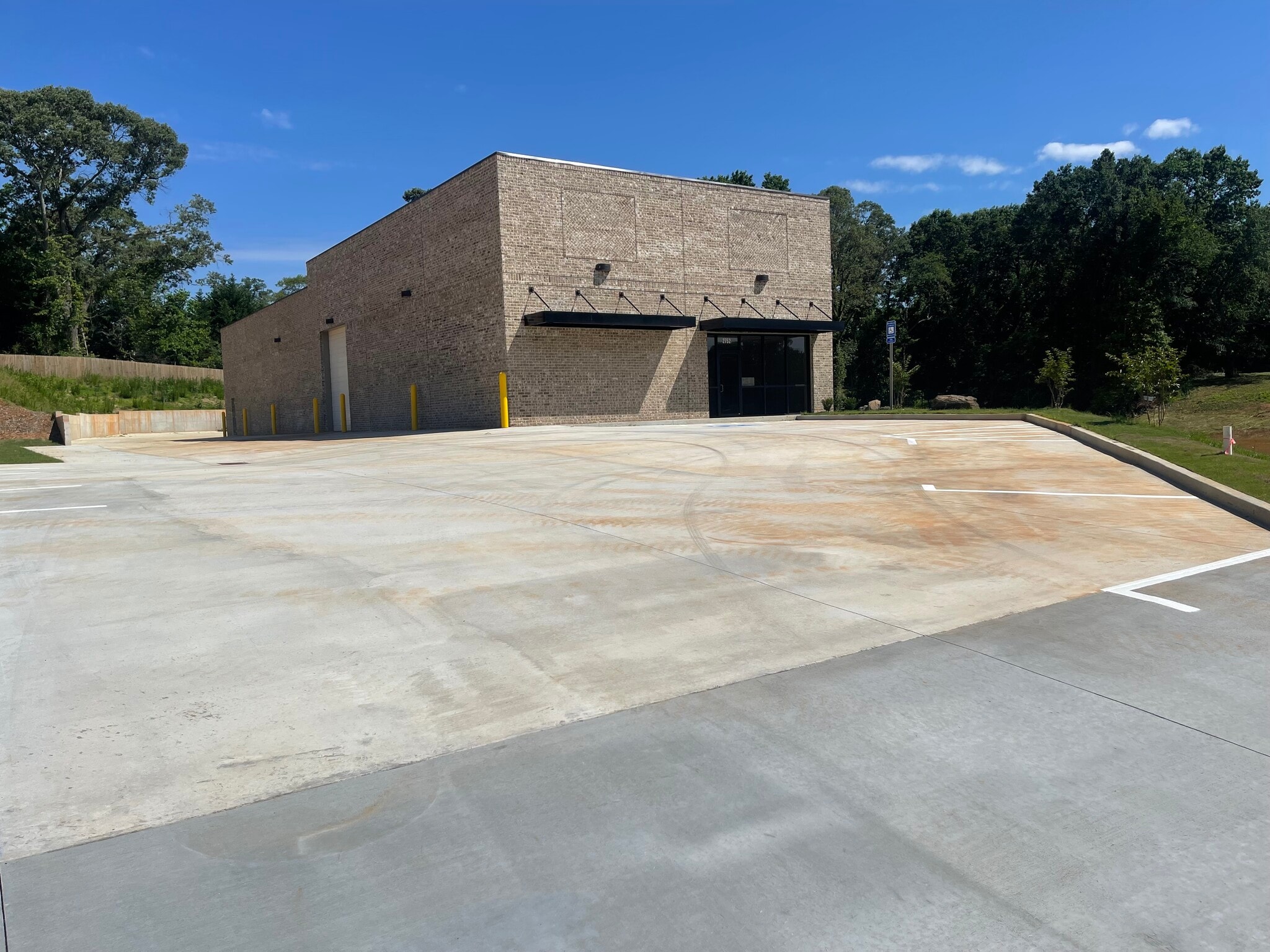 2752 Peachtree Industrial Blvd blvd, Buford, GA for Rent